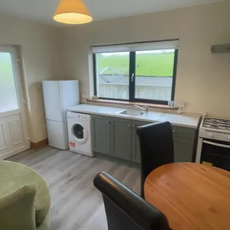 The Coastal Caddie Apartment *